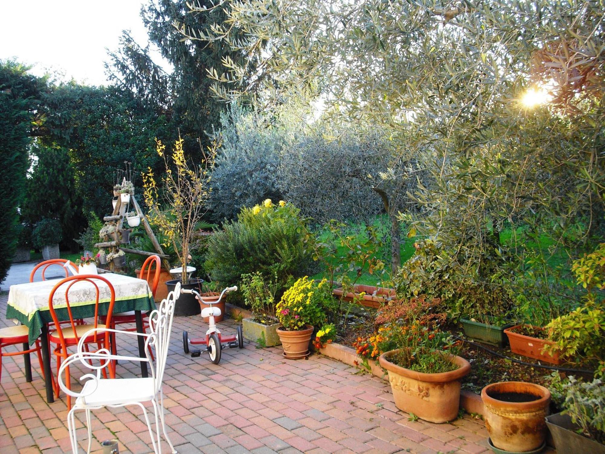 Girelli Sorelle Bussolengo Bagian luar foto